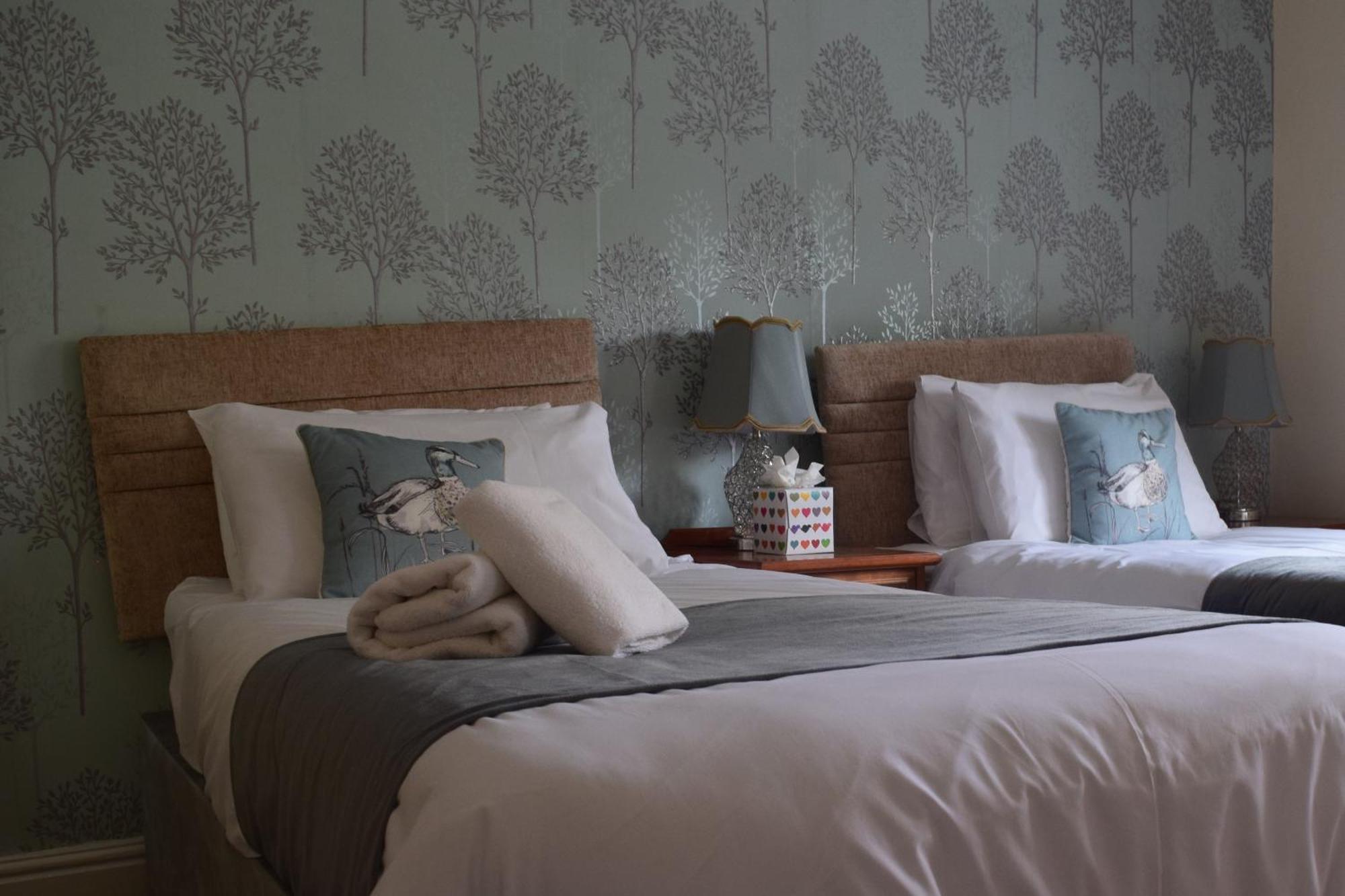 East Ayton Lodge Hotel, スカーバラ エクステリア 写真