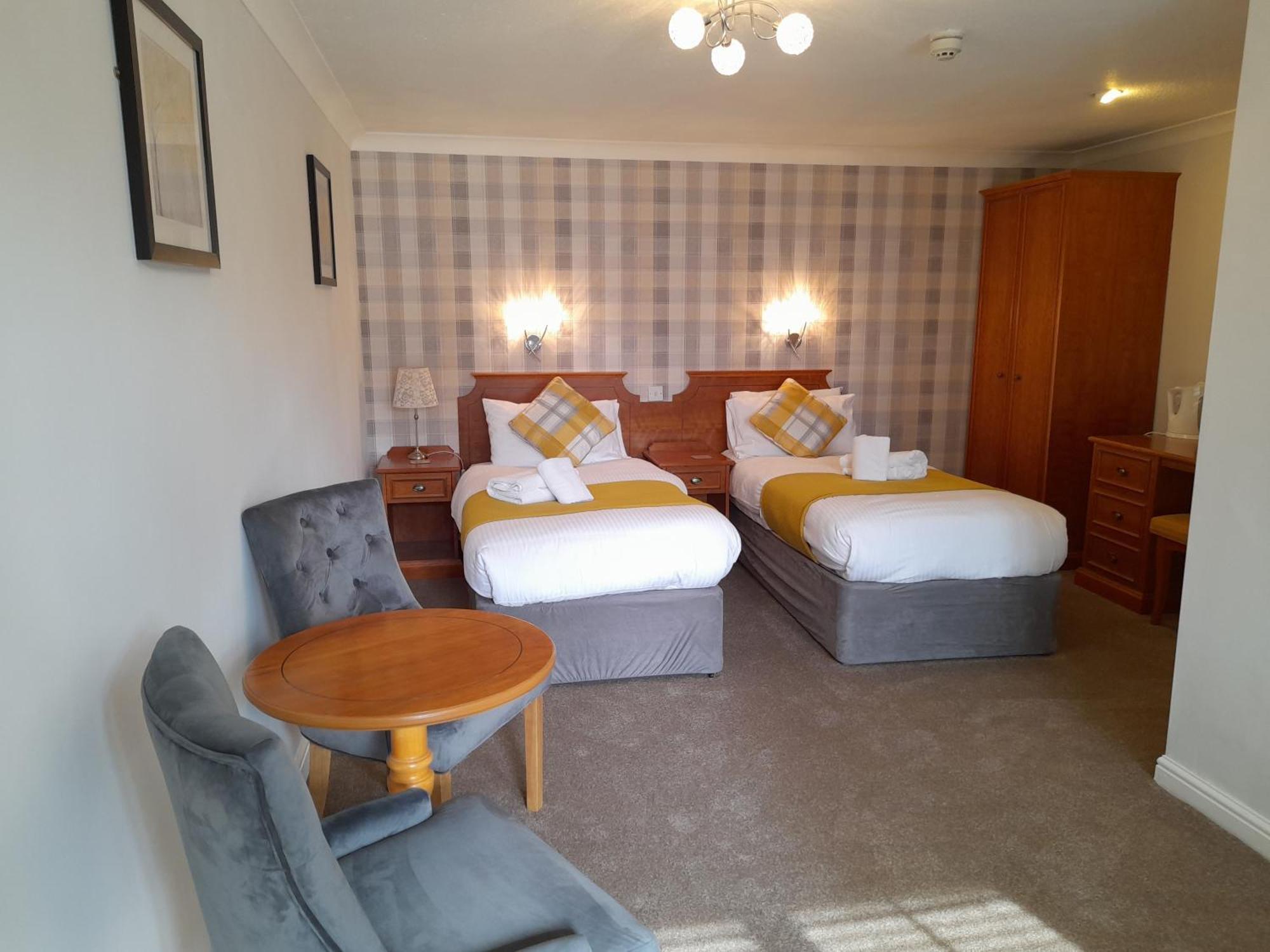 East Ayton Lodge Hotel, スカーバラ エクステリア 写真