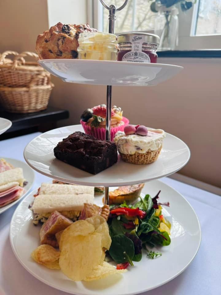 East Ayton Lodge Hotel, スカーバラ エクステリア 写真