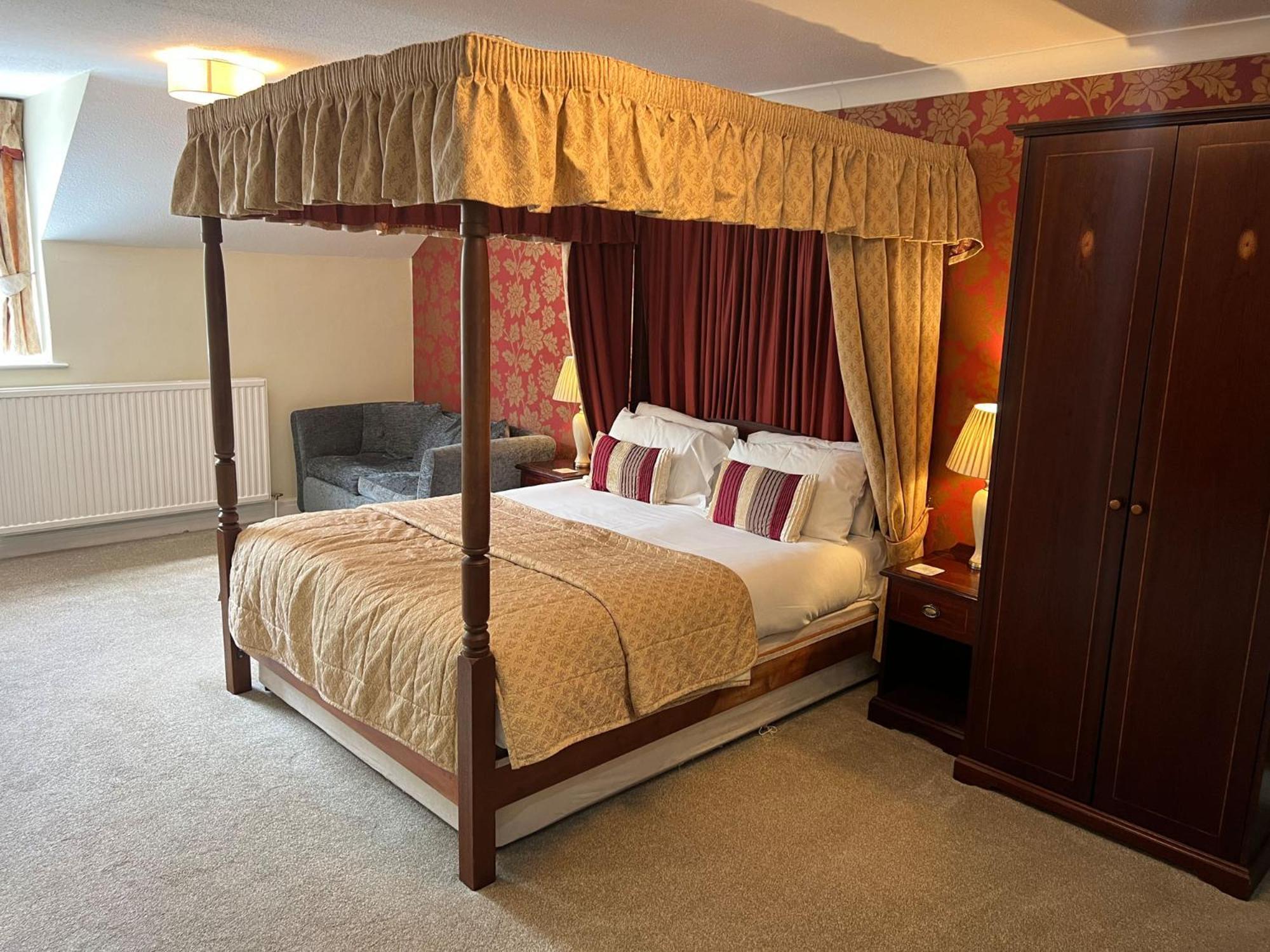 East Ayton Lodge Hotel, スカーバラ エクステリア 写真