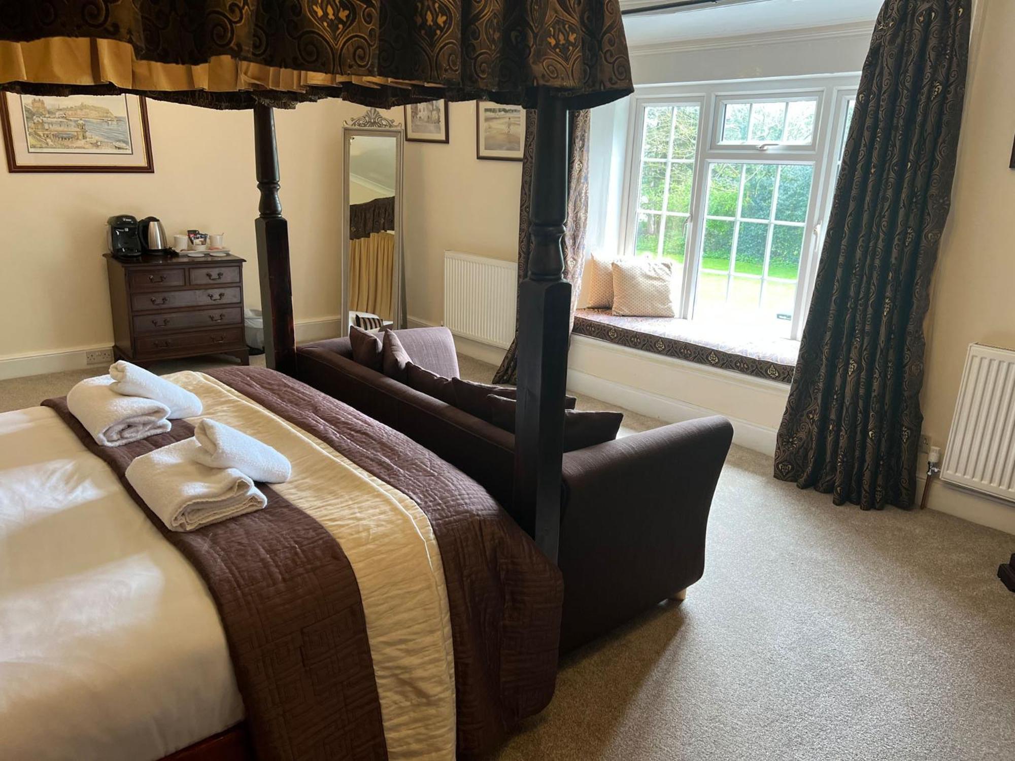 East Ayton Lodge Hotel, スカーバラ エクステリア 写真